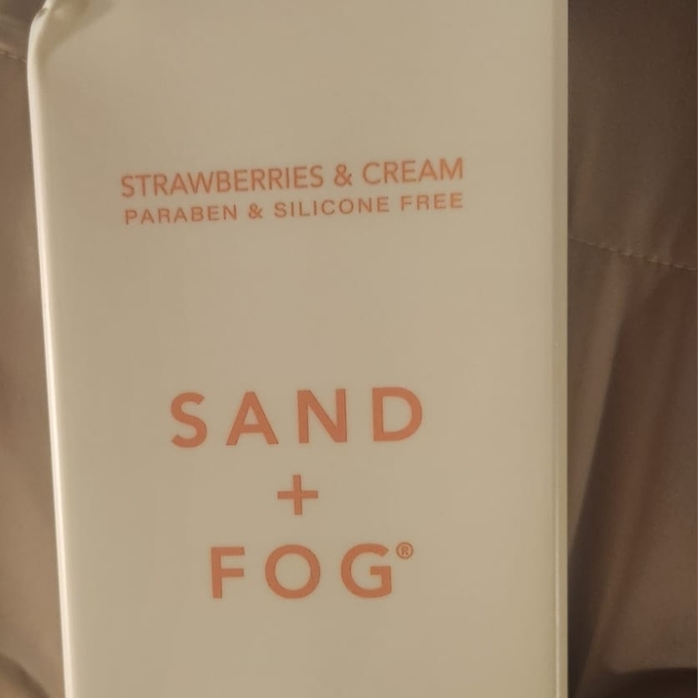 Strawberries & Cream Body Wash